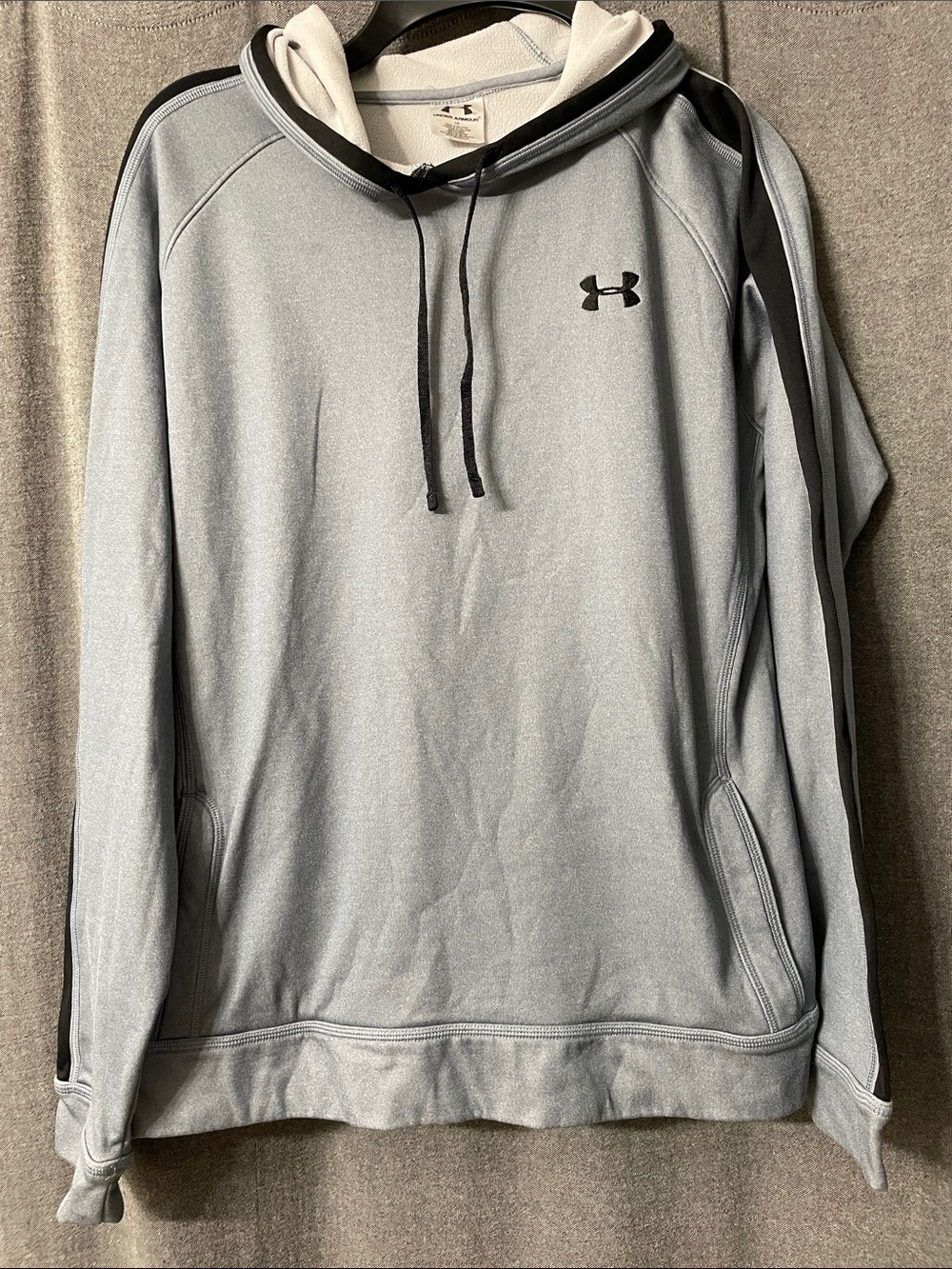 Under Armour Women’s Light Gray Pullover Hoodie with Black Trim